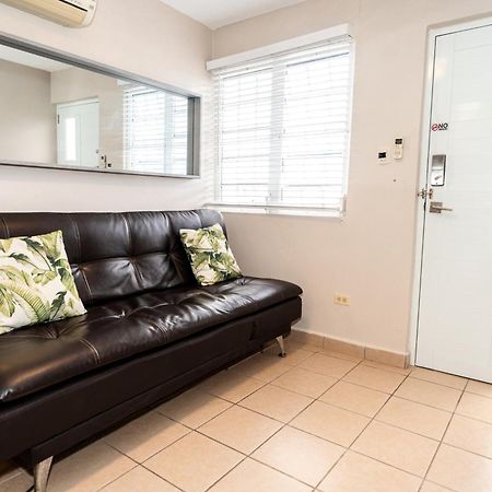 Private Jacuzzi Oasis With Mountain Views And Free Parking Apartment Ponce Bagian luar foto