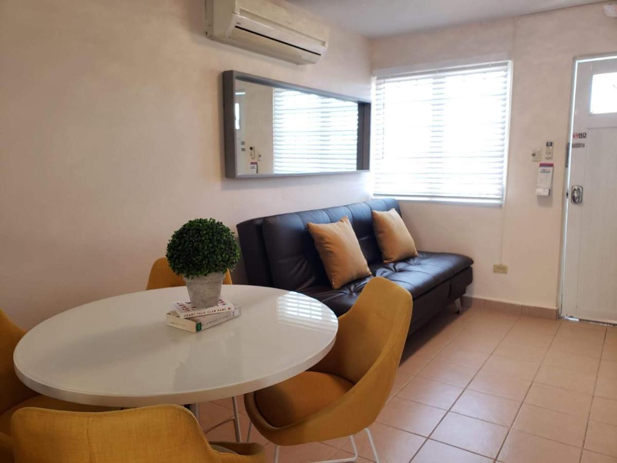 Private Jacuzzi Oasis With Mountain Views And Free Parking Apartment Ponce Bagian luar foto